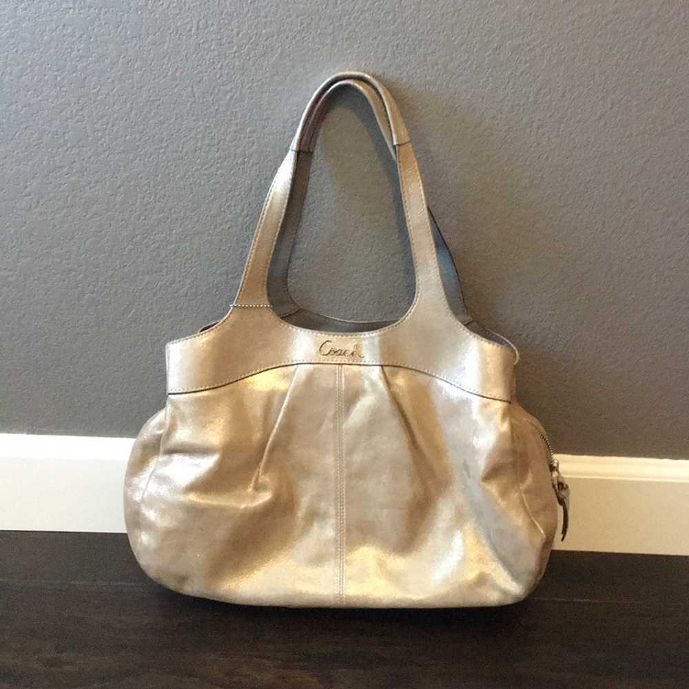 Original coach handbag WITH matching wallet